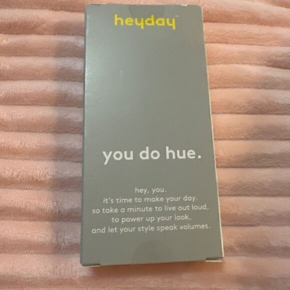 Heyday Scrunchie Fabric Band for Apple Watch 42/45mm - Soft Green - Picture 2 of 2